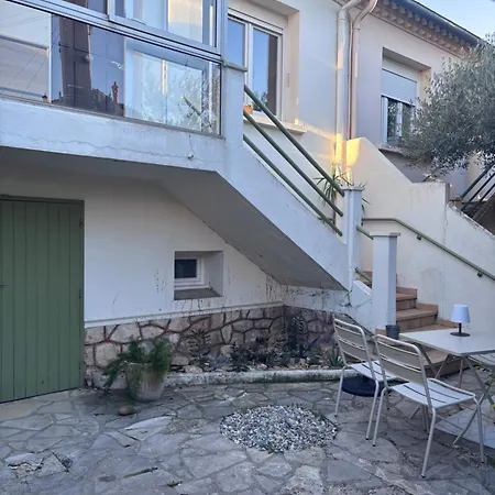 Appartement Calme Et Lumineux, Cour Exterieure, Petits Dejeuners Sur Demande - Proche Gare Et Centre * نيم