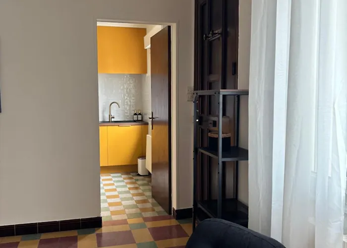 Calme Et Lumineux, Cour Extérieure, Repas Maison Possibles - Proche Gare Et Centre Apartamento Nimes