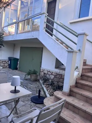 Calme Et Lumineux, Cour Extérieure, Repas Maison Possibles - Proche Gare Et Centre